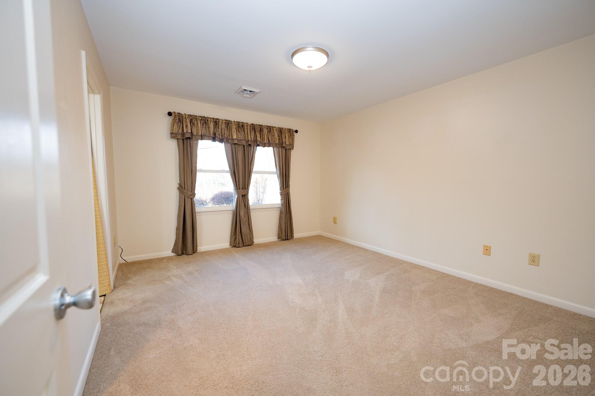 250 Eastwood Village Drive — Bostic