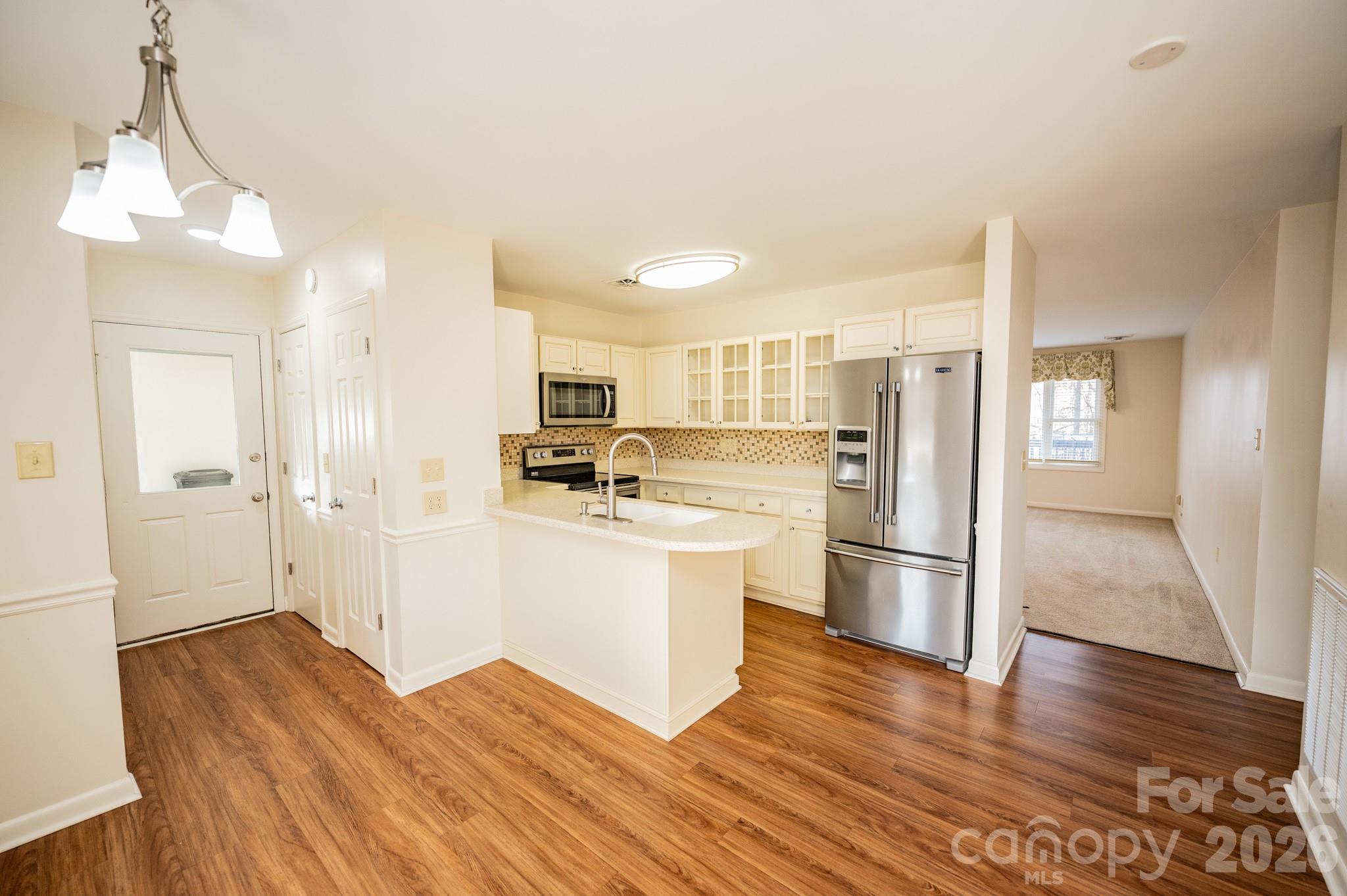 250 Eastwood Village Drive — Bostic