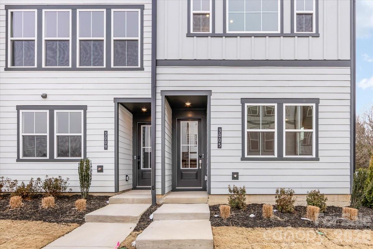 3005 Circles End — Charlotte