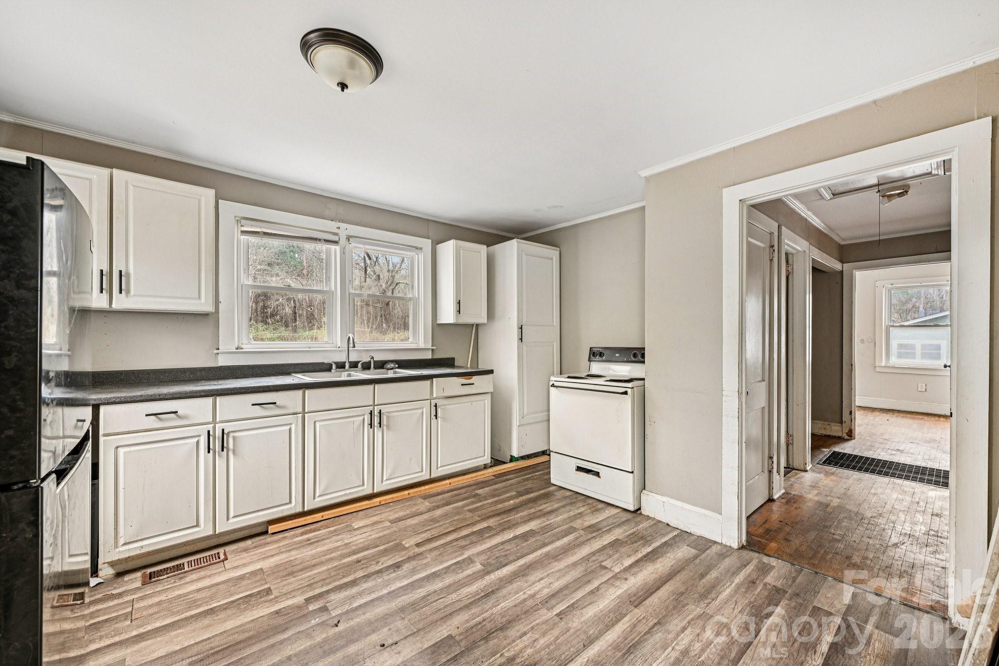 607 Westway Drive — Gastonia
