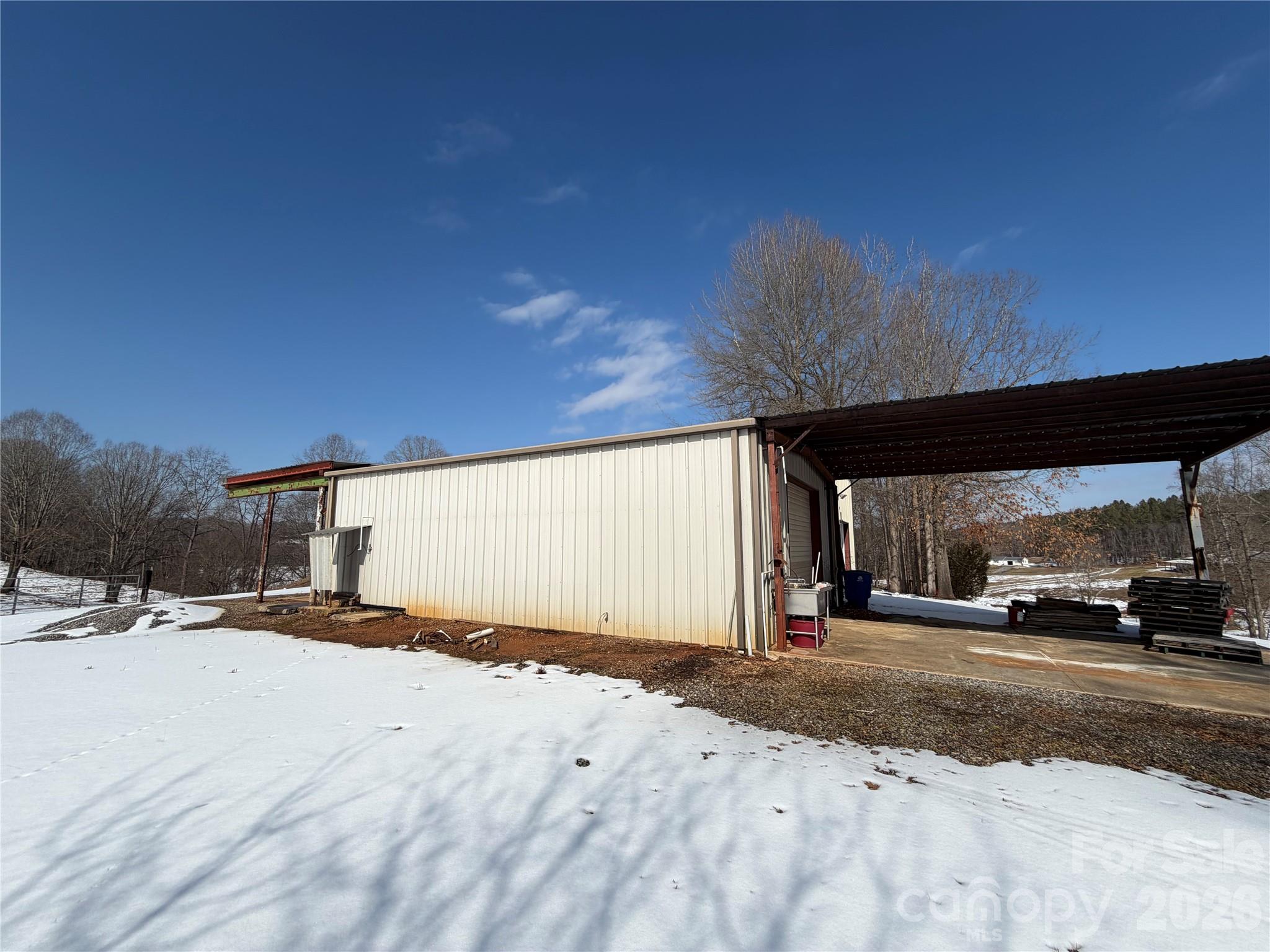 144 & 179 J and W Drive — Olin