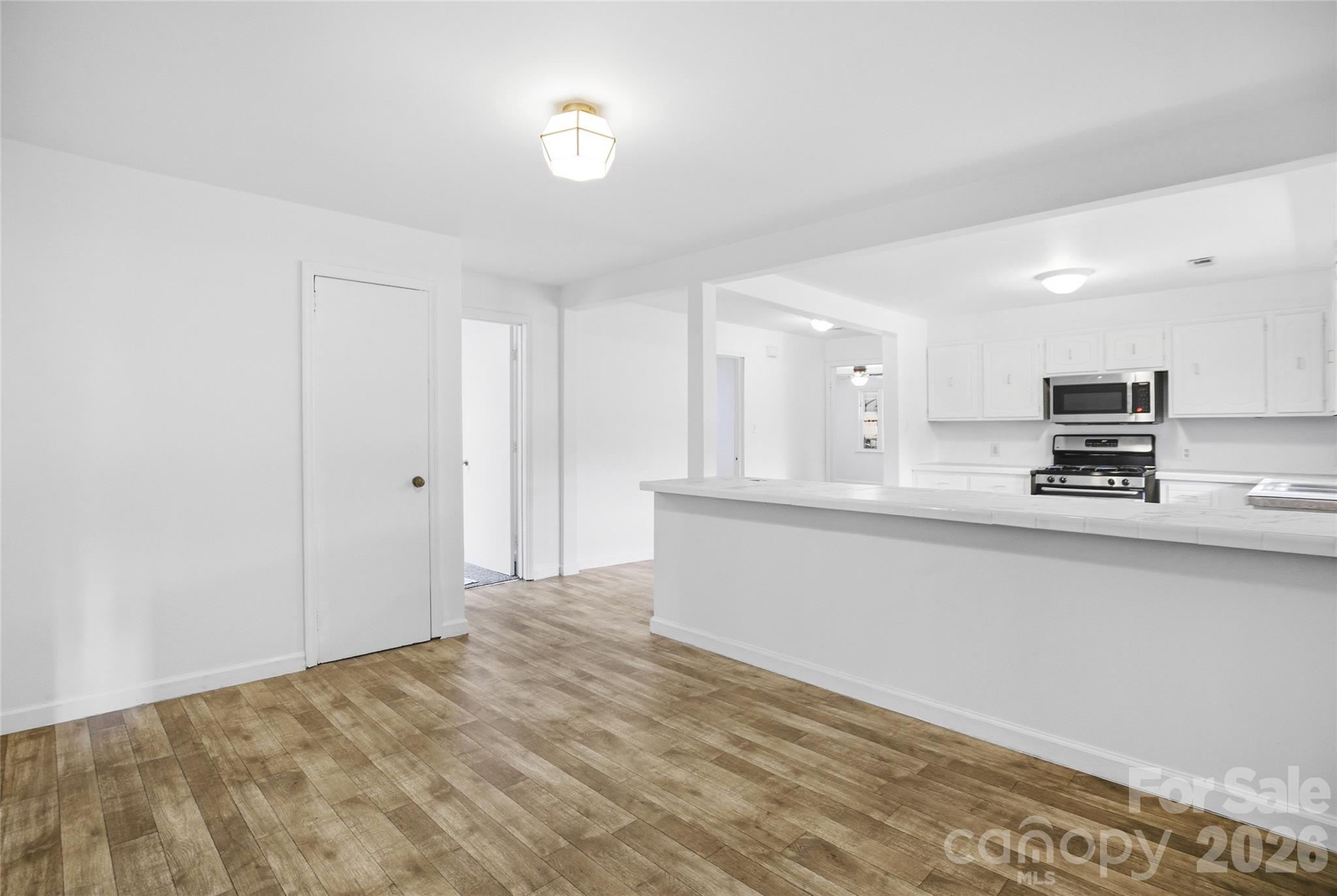 213 Jewel Street — Chester