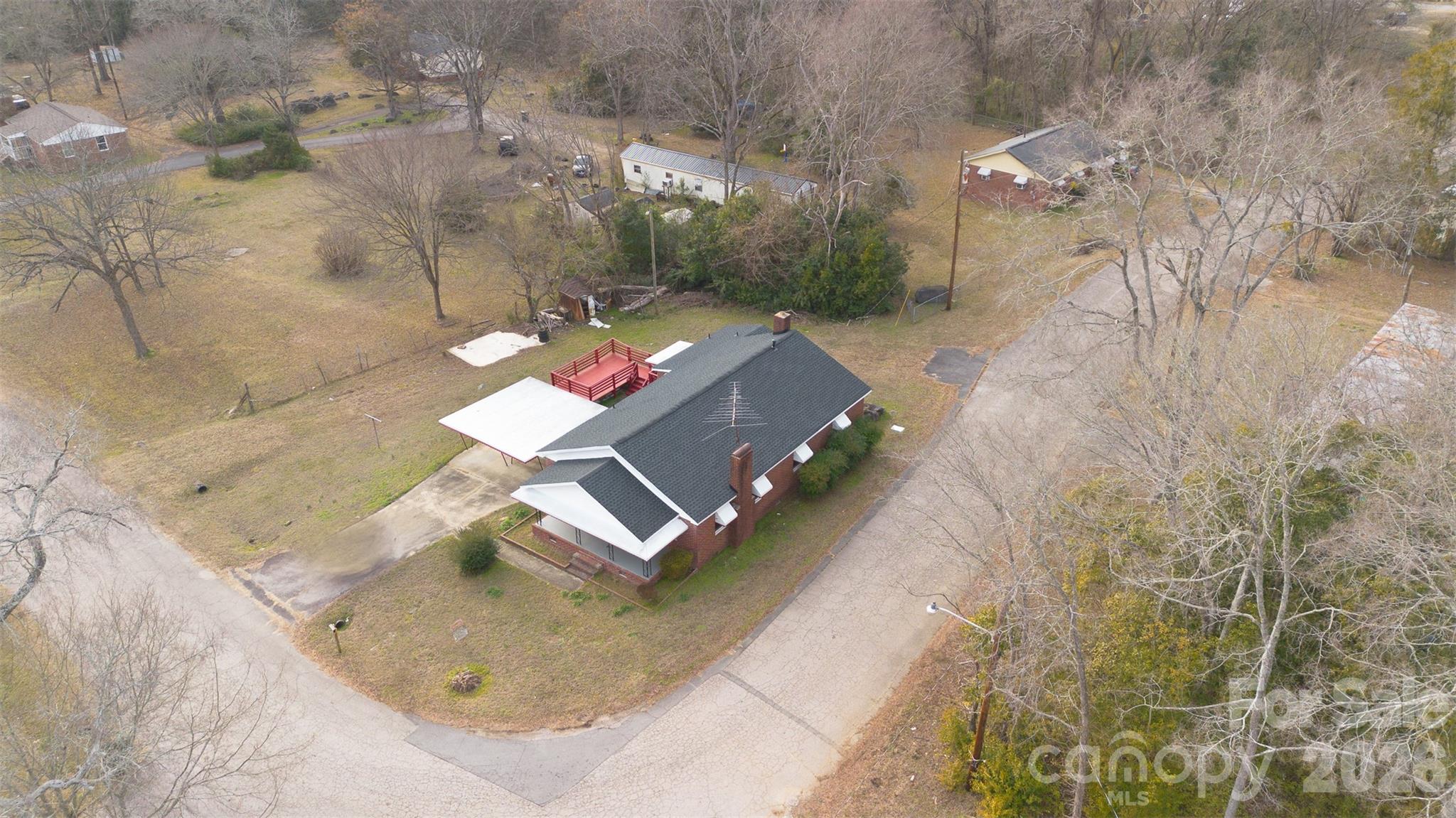 213 Jewel Street — Chester