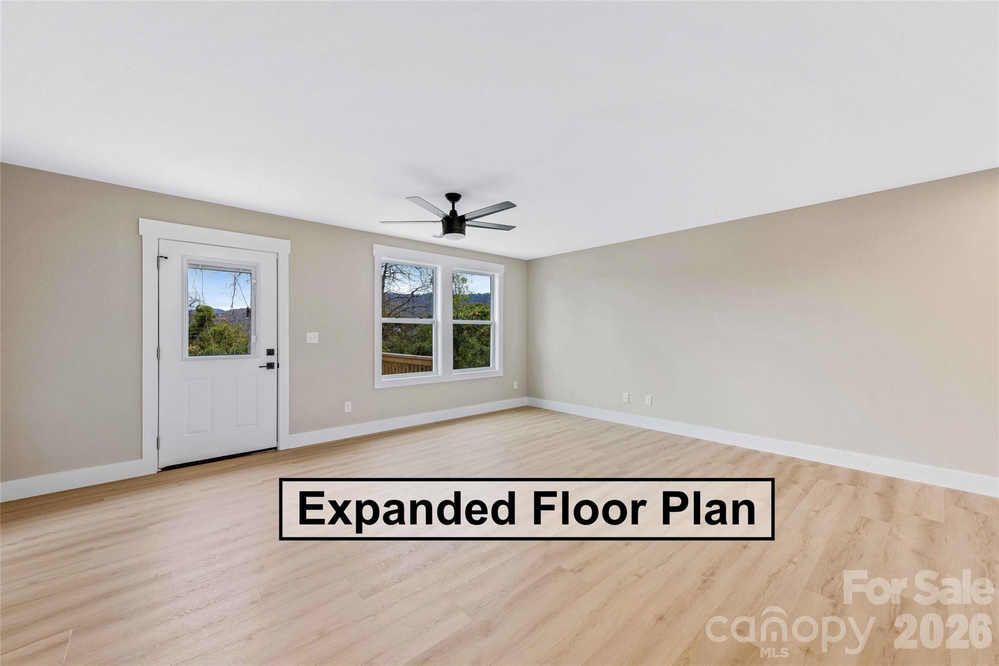 662 Beehive Road — Hendersonville