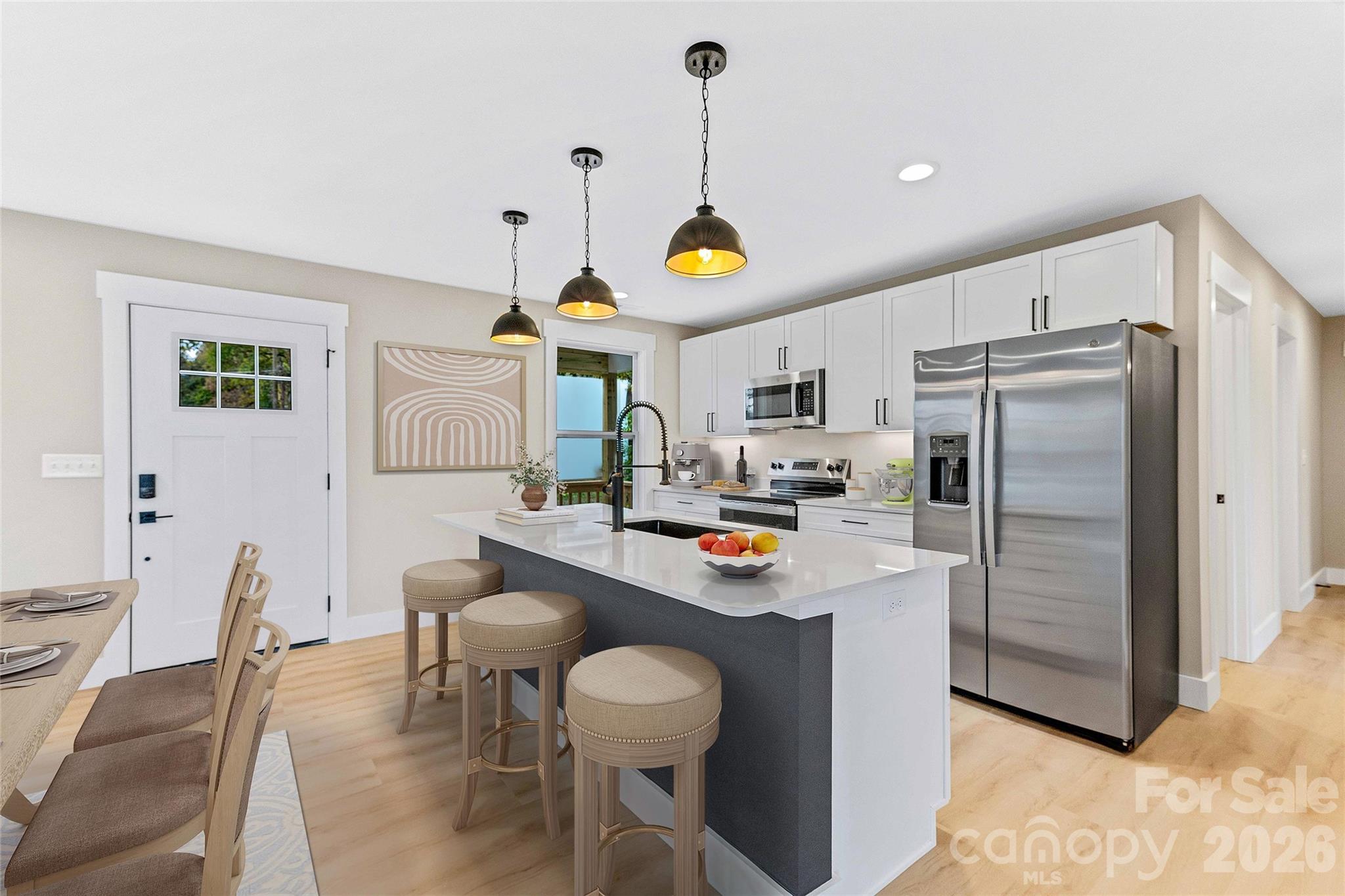 662 Beehive Road — Hendersonville