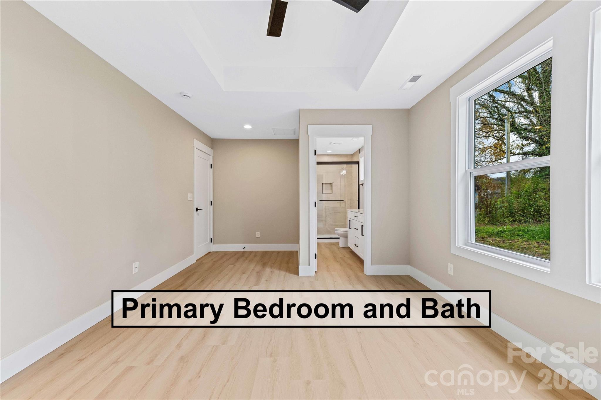 662 Beehive Road — Hendersonville