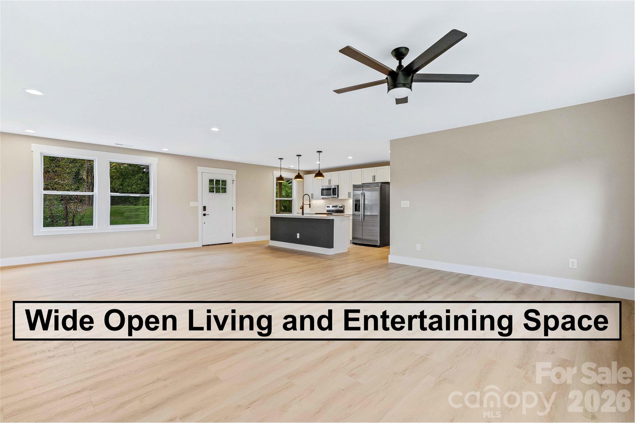 662 Beehive Road — Hendersonville