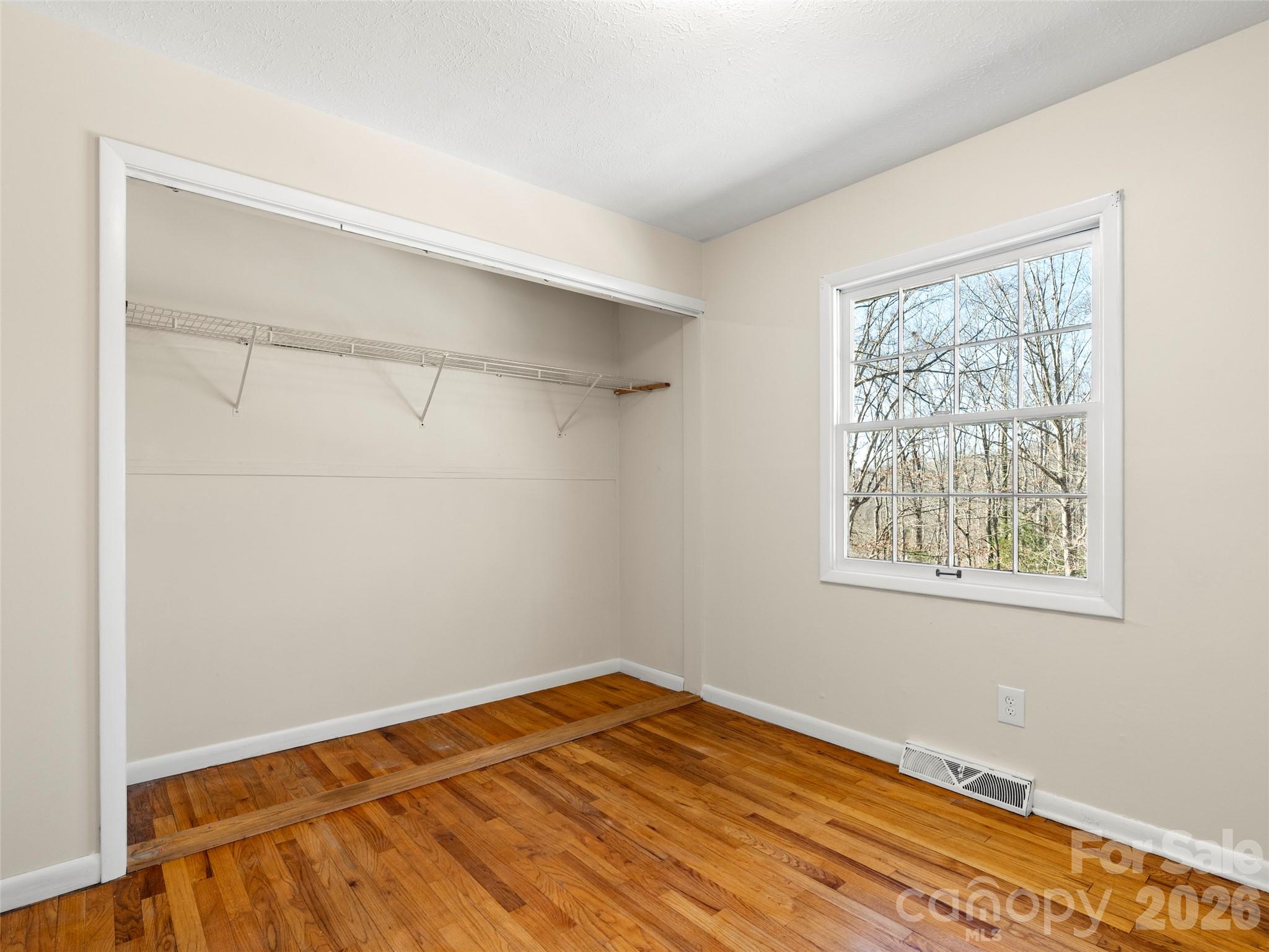 76 Maple Springs Road — Asheville