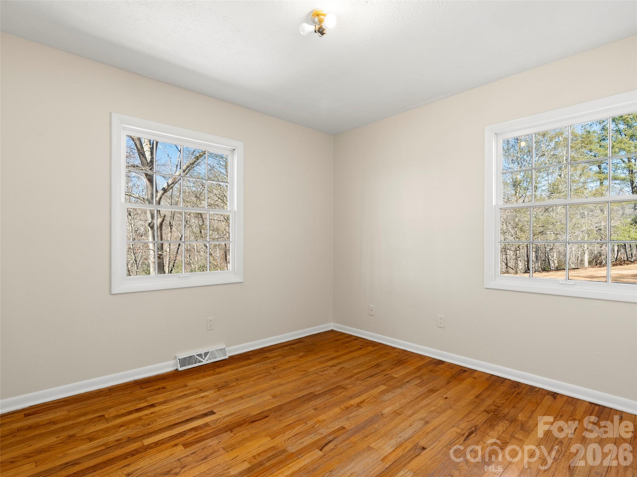 76 Maple Springs Road — Asheville