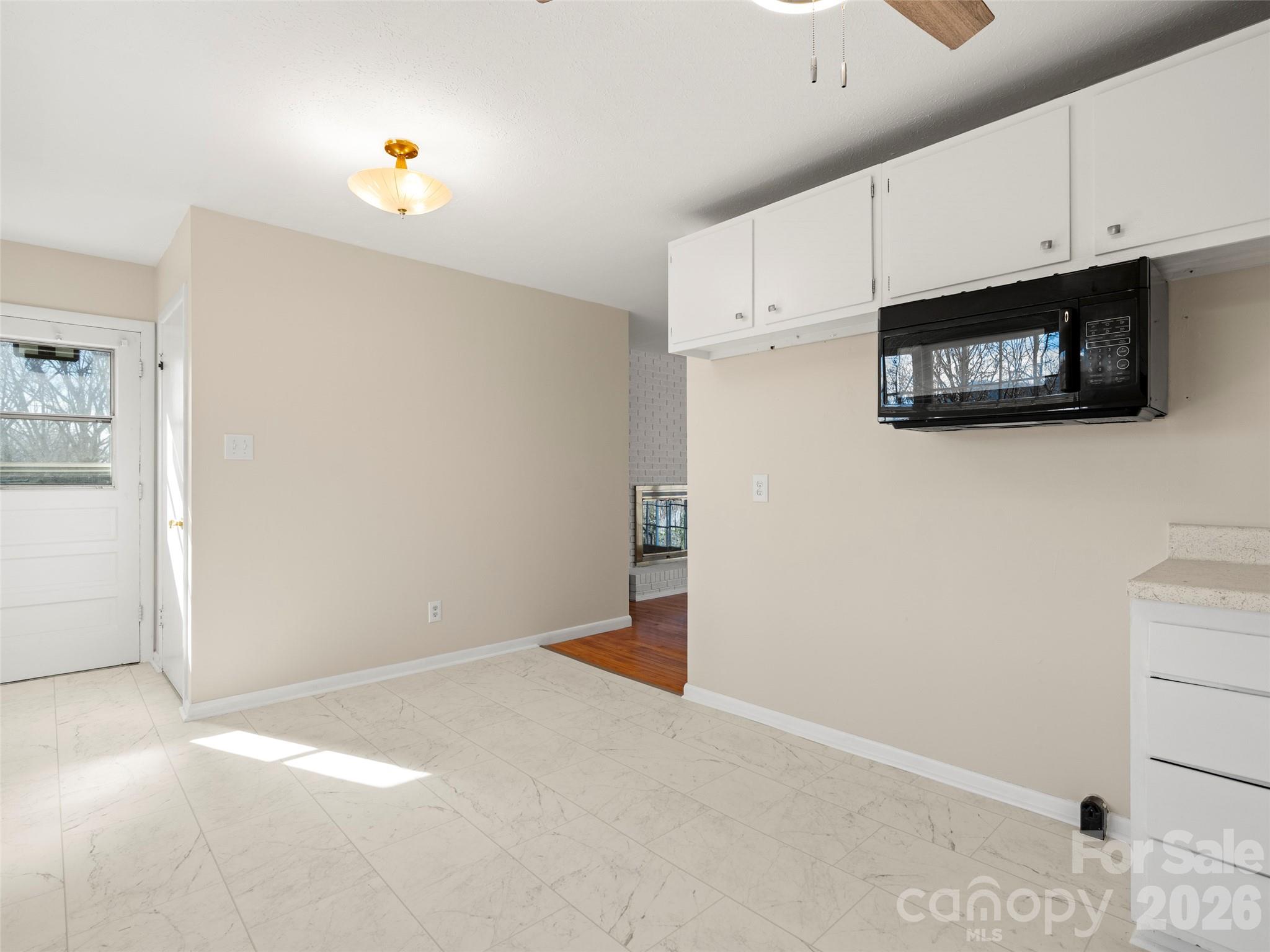 76 Maple Springs Road — Asheville