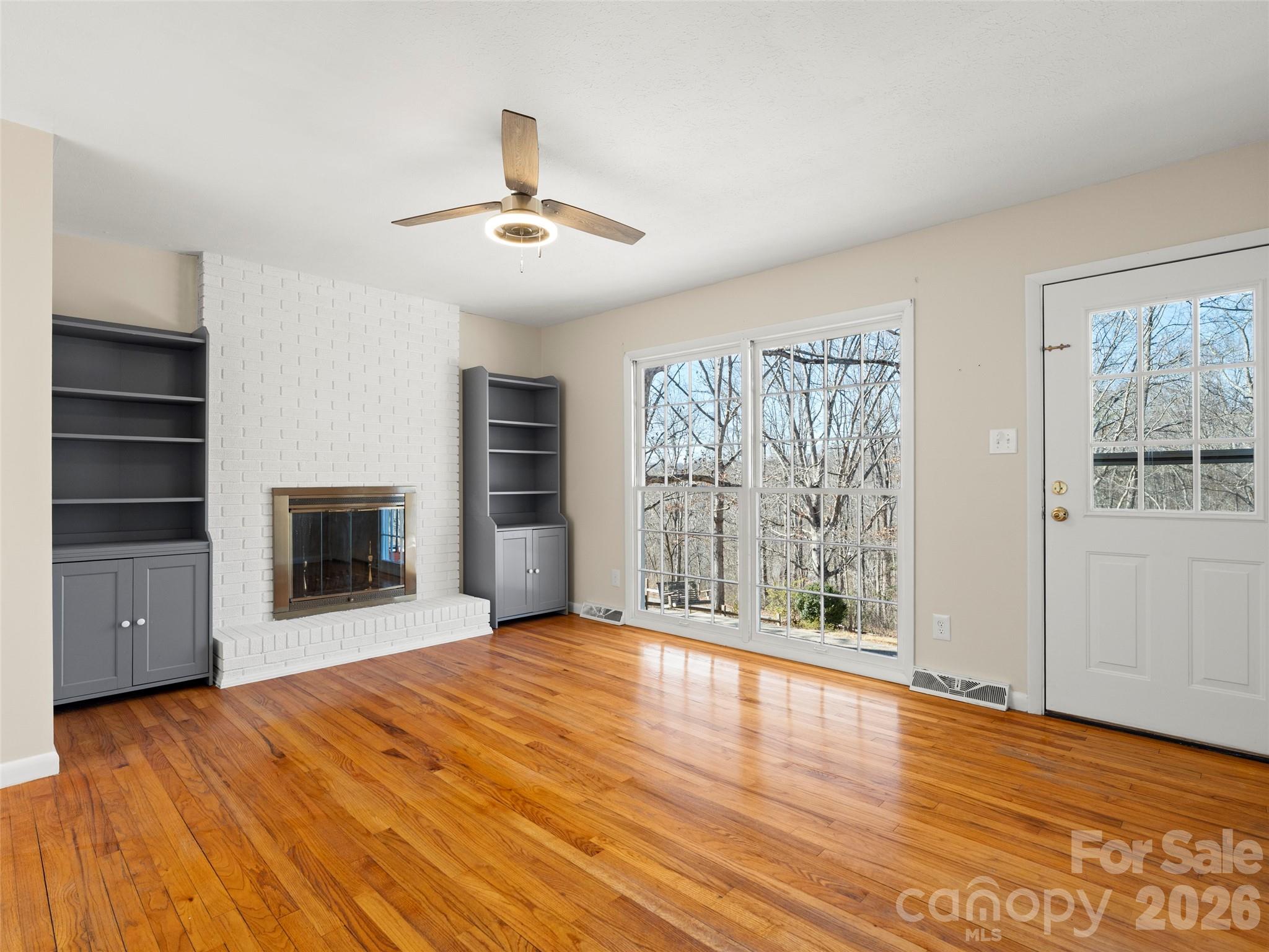 76 Maple Springs Road — Asheville