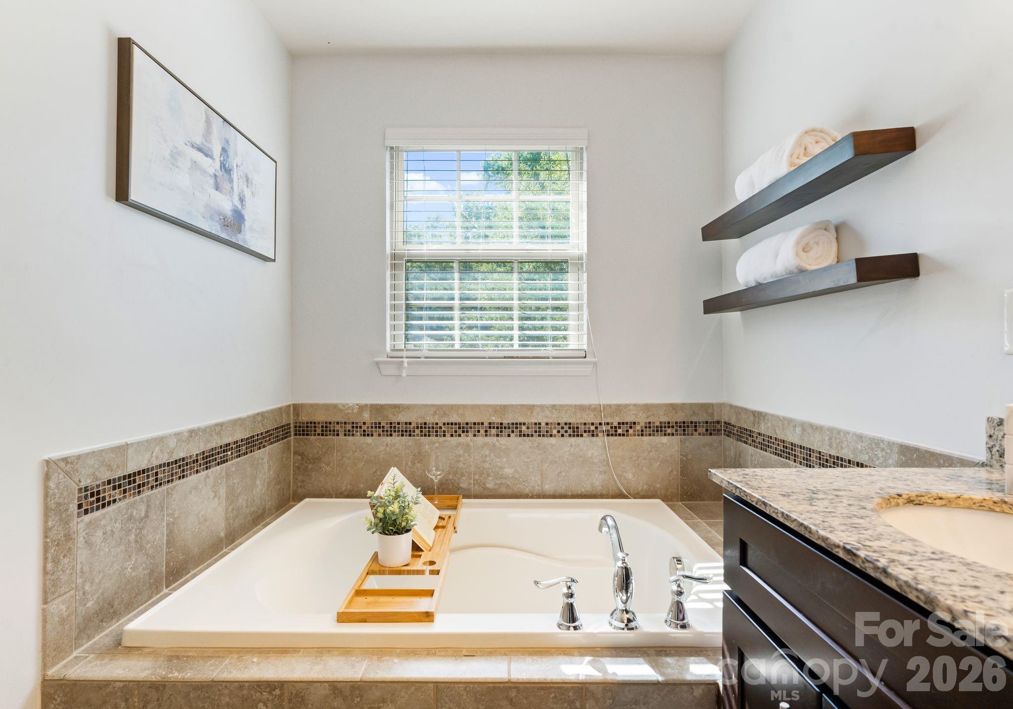 3443 Hornets Nest Way — Charlotte