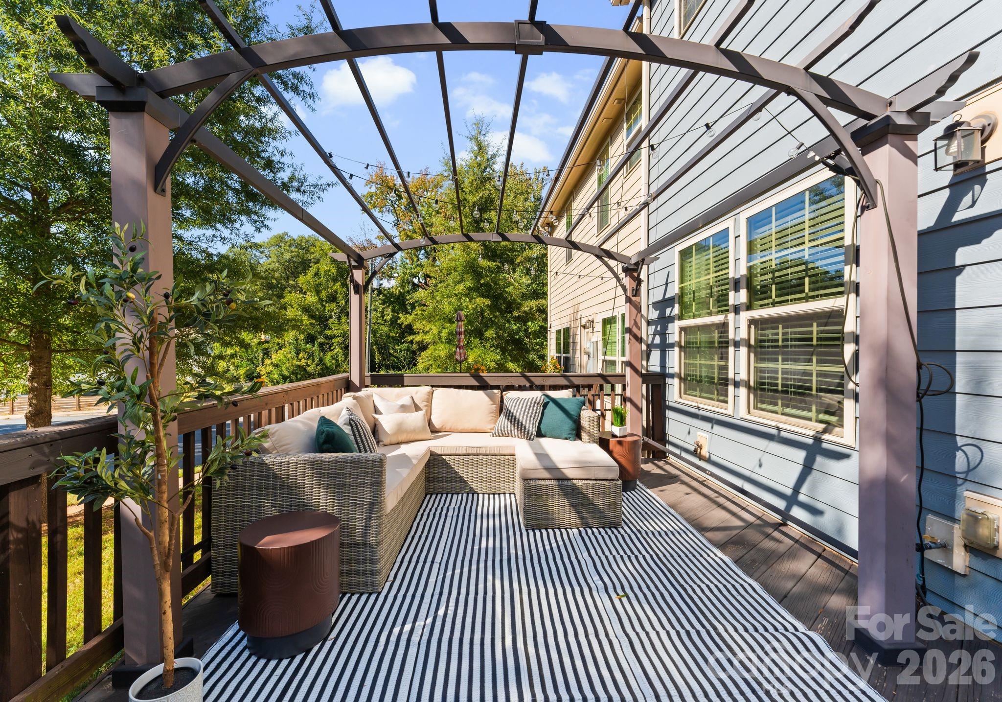 3443 Hornets Nest Way — Charlotte
