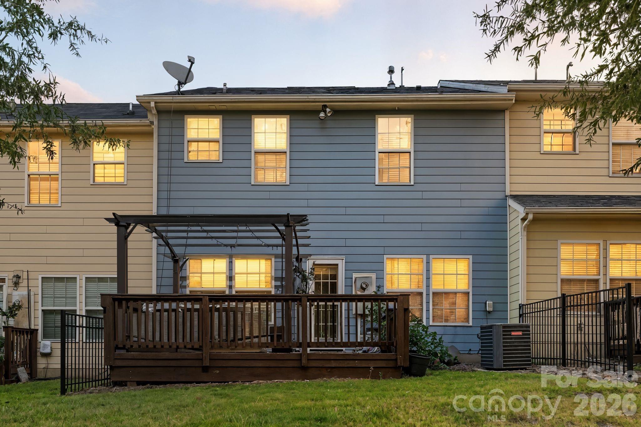 3443 Hornets Nest Way — Charlotte