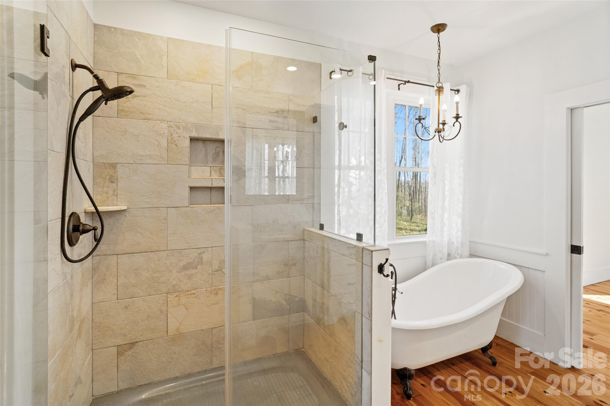 2370 Killian Road — Edgemoor