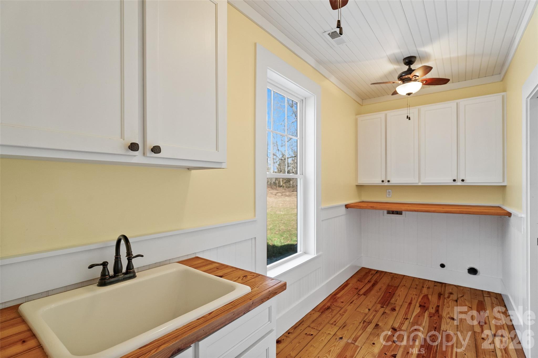 2370 Killian Road — Edgemoor