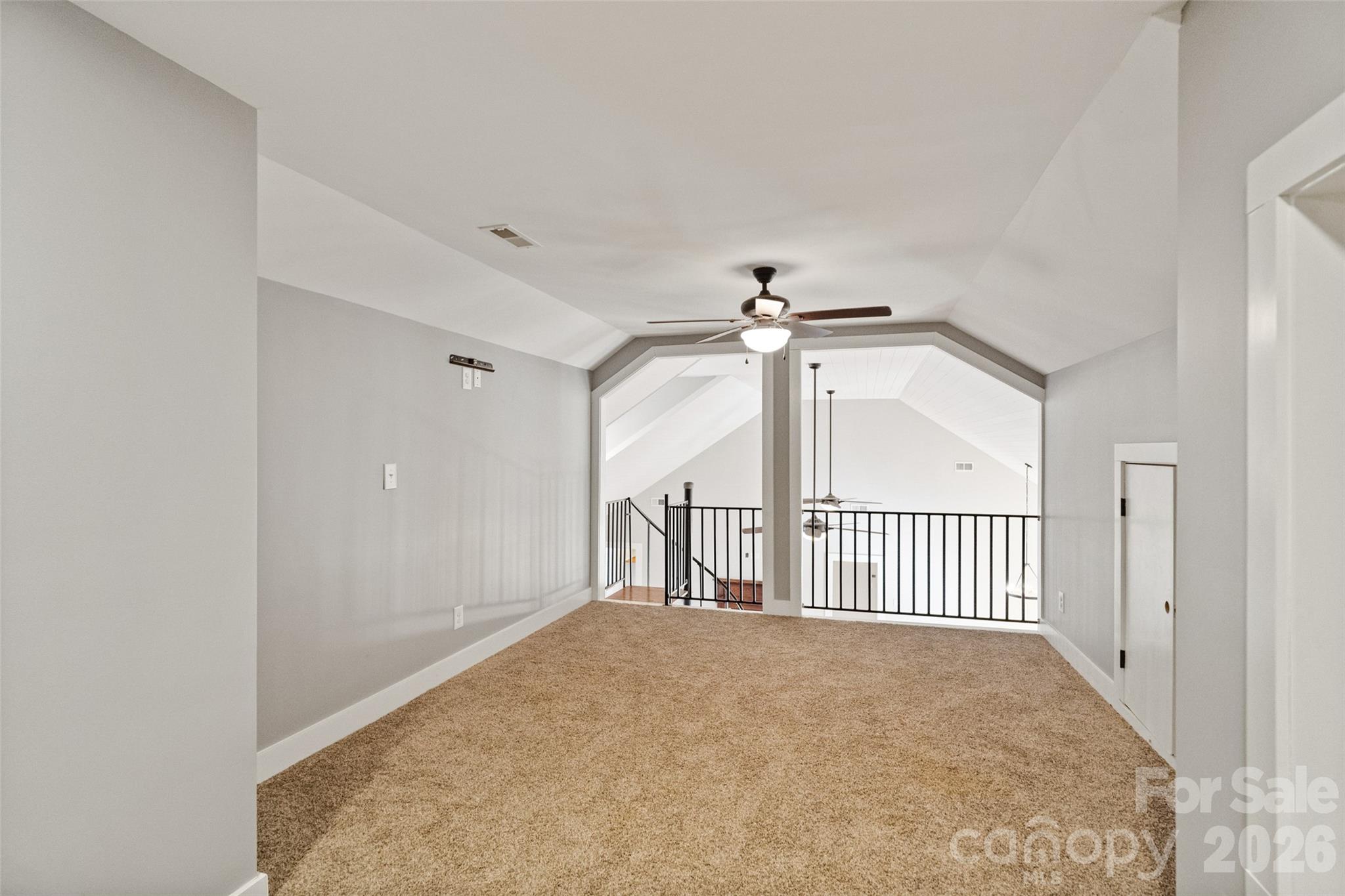 2370 Killian Road — Edgemoor