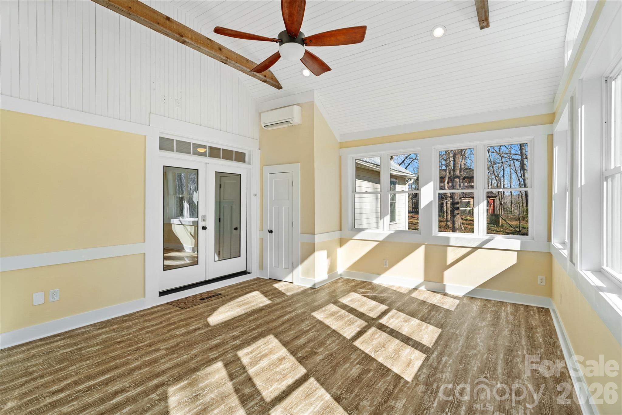 2370 Killian Road — Edgemoor