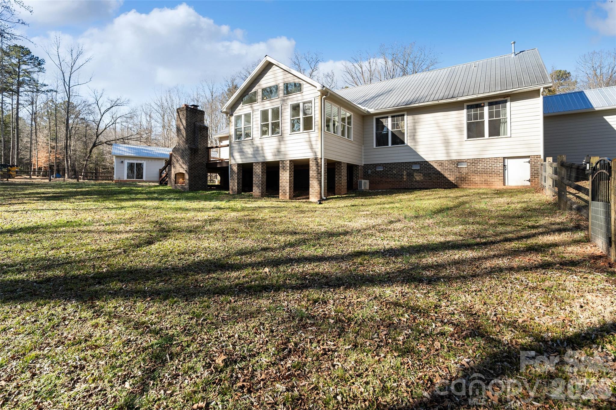 2370 Killian Road — Edgemoor