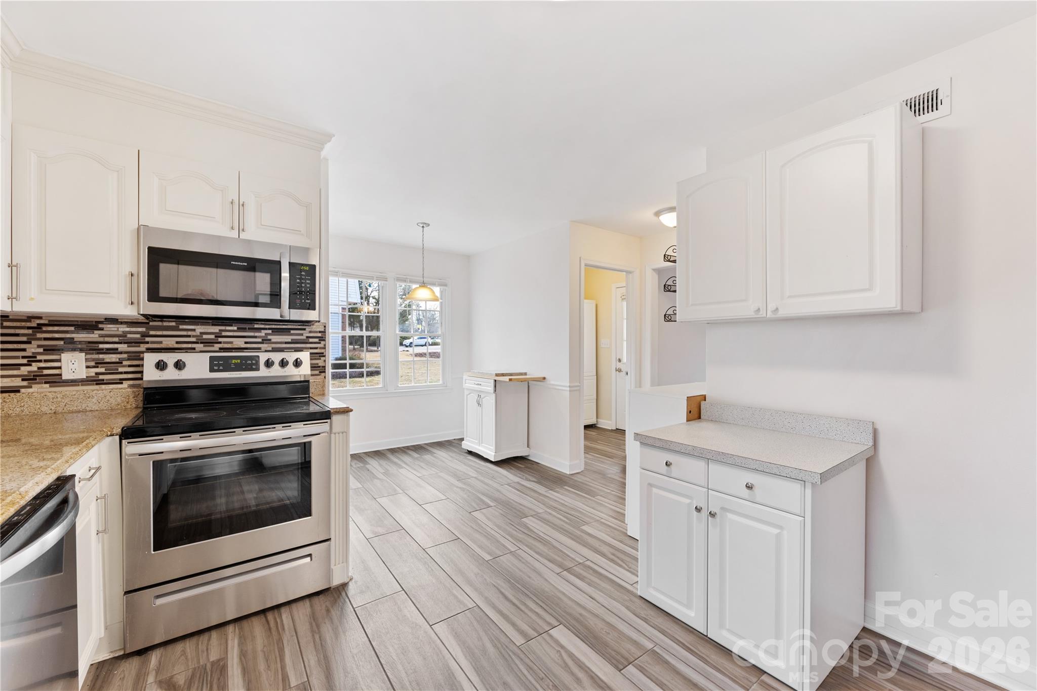 2240 Lawton Bluff Road — Charlotte