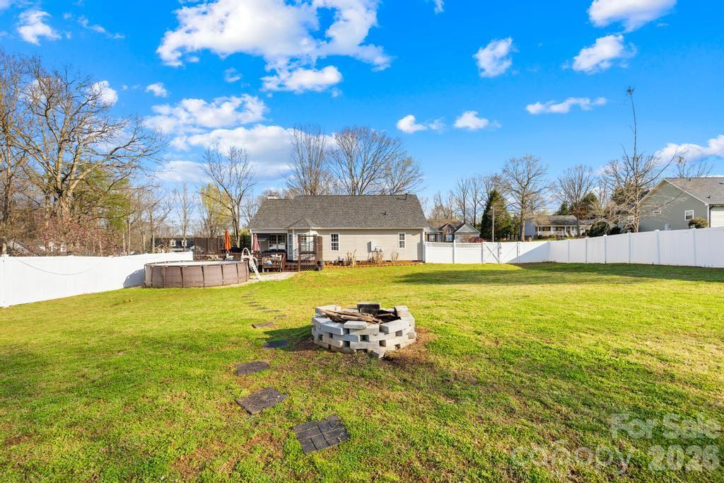 105 Laura Court — Cherryville