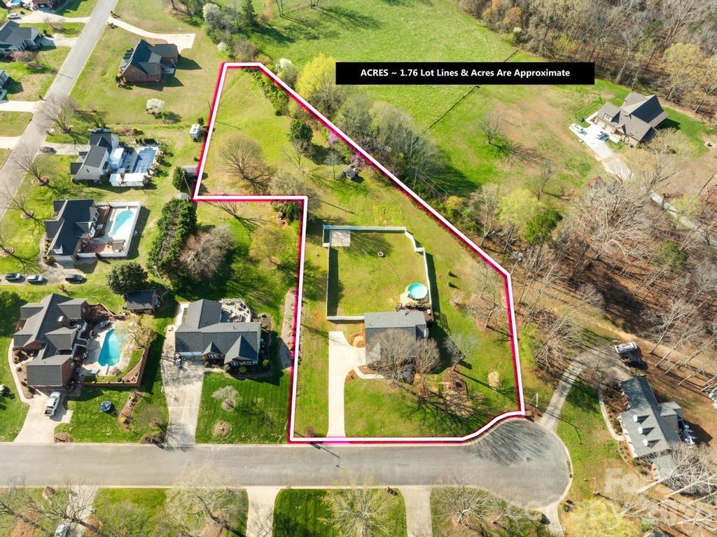 105 Laura Court — Cherryville