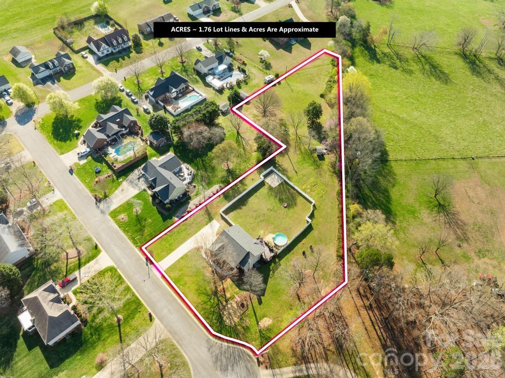 105 Laura Court — Cherryville