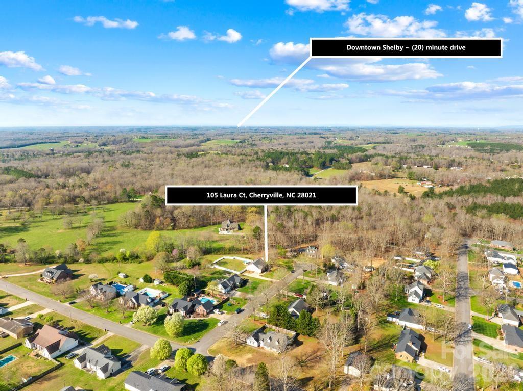 105 Laura Court — Cherryville