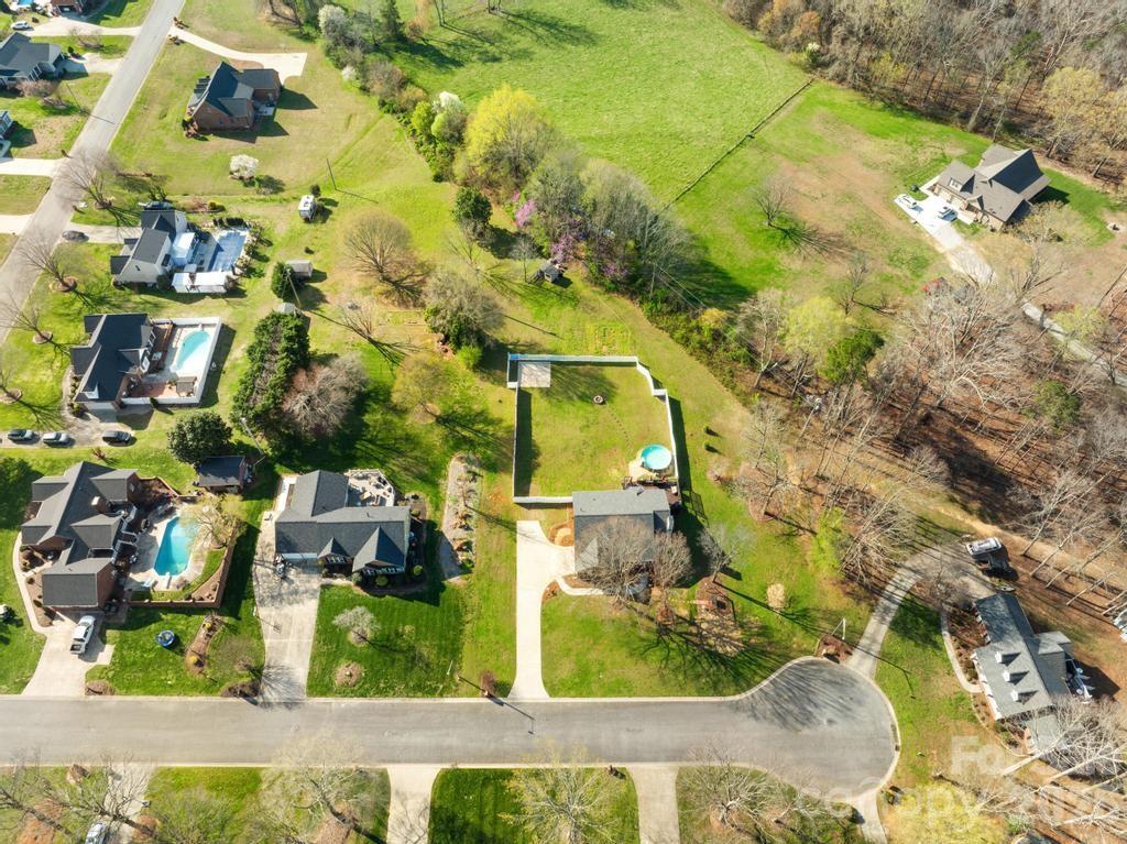 105 Laura Court — Cherryville