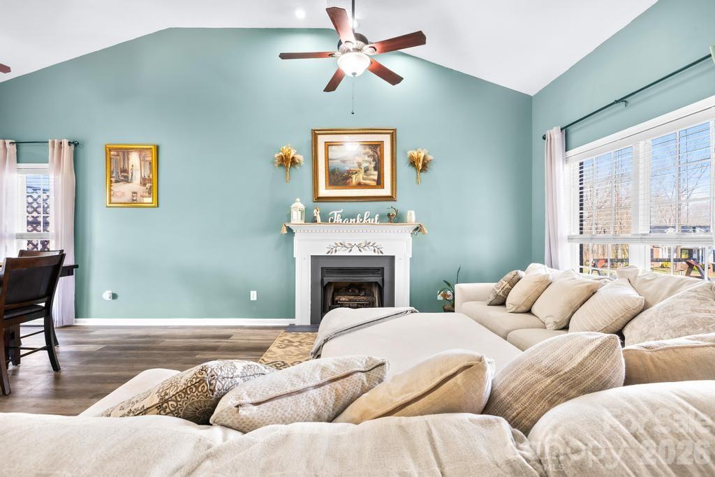 105 Laura Court — Cherryville