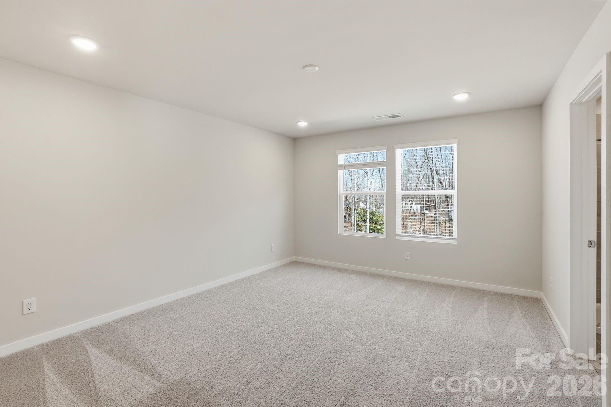 231 Bezelle Avenue — York