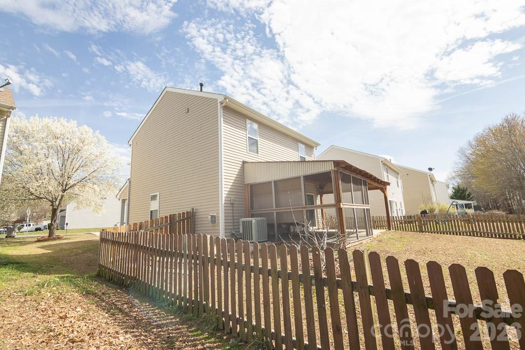 3733 Catawba Creek Drive — Gastonia