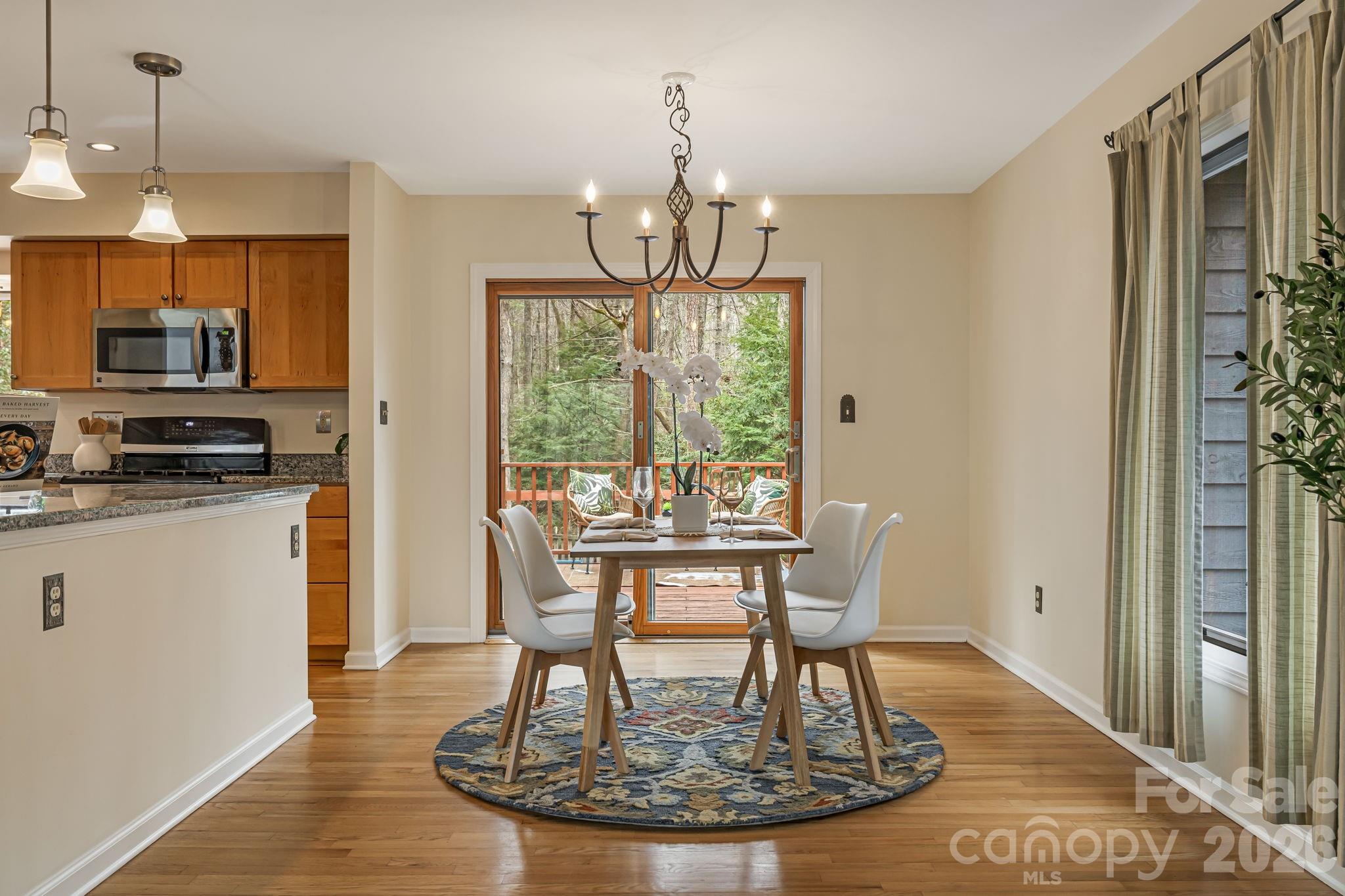 45 Windward Drive — Asheville
