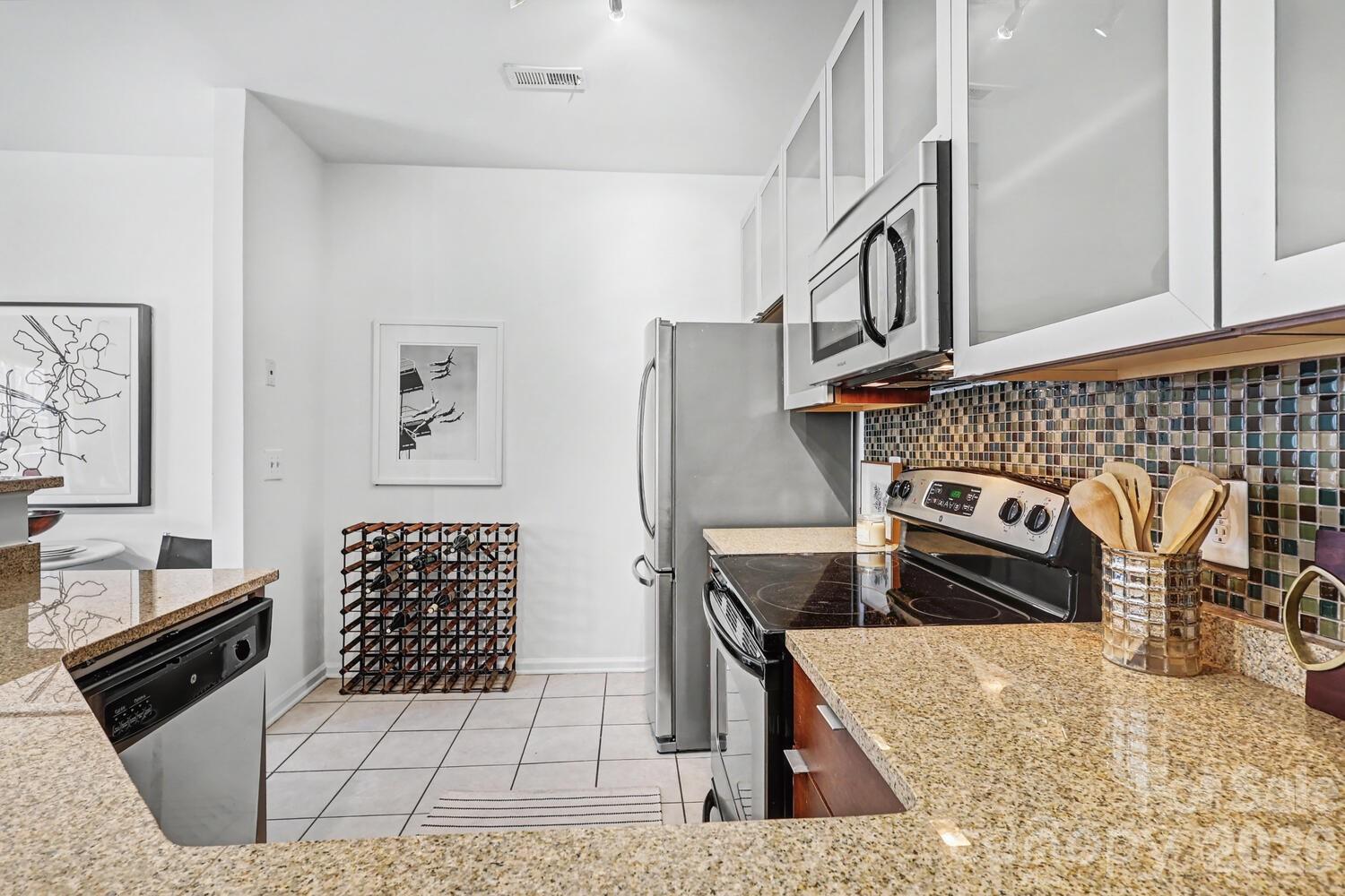 525 N Graham Street #3B — Charlotte