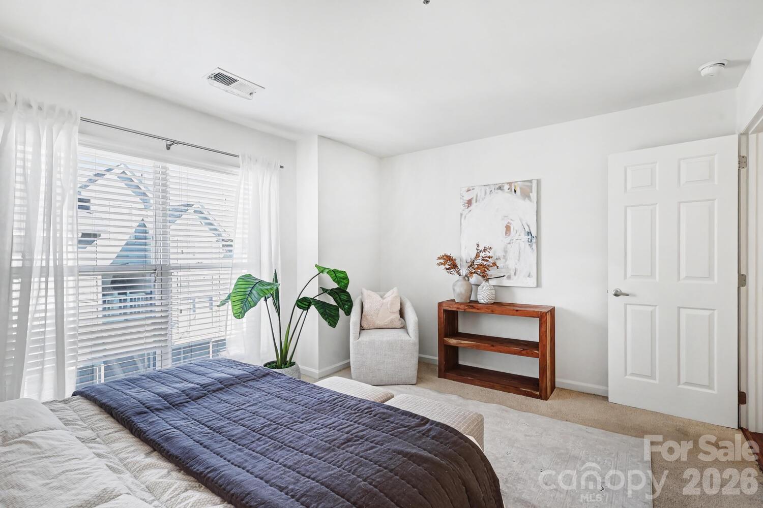 525 N Graham Street #3B — Charlotte