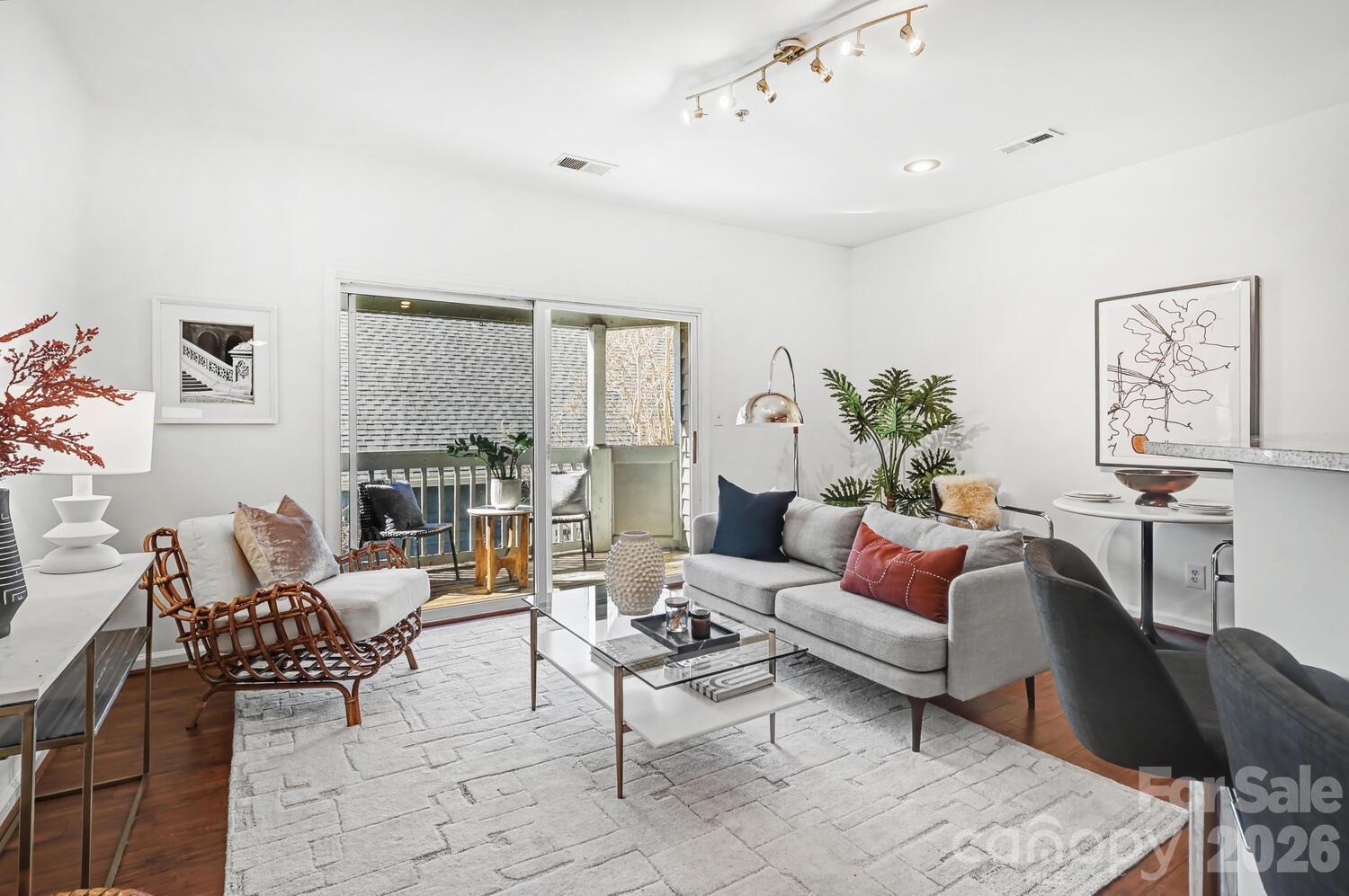 525 N Graham Street #3B — Charlotte