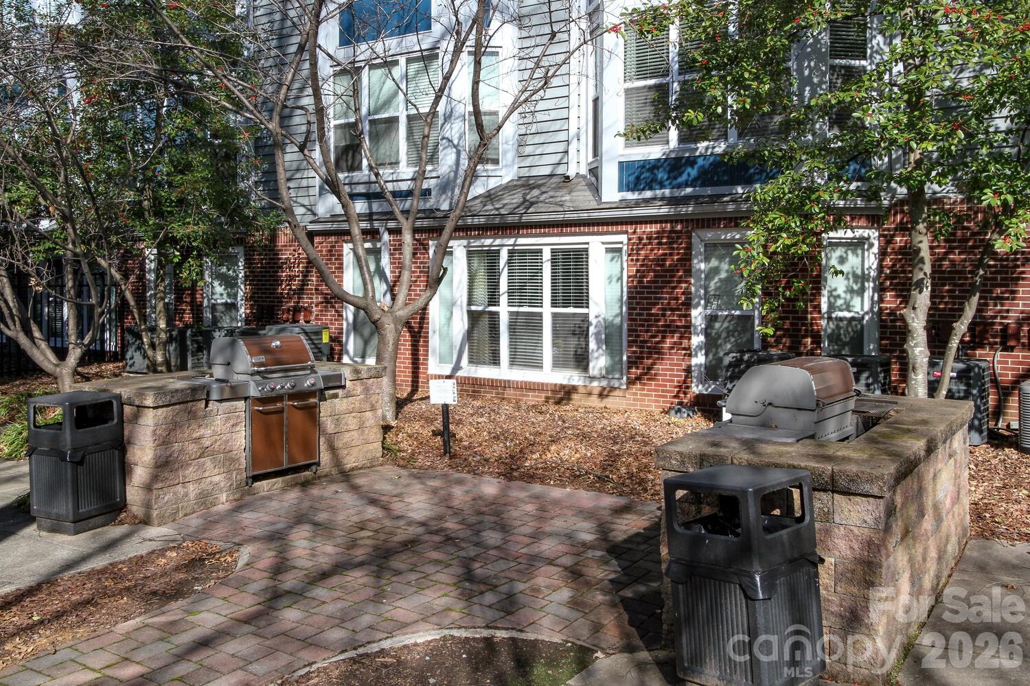 525 N Graham Street #3B — Charlotte