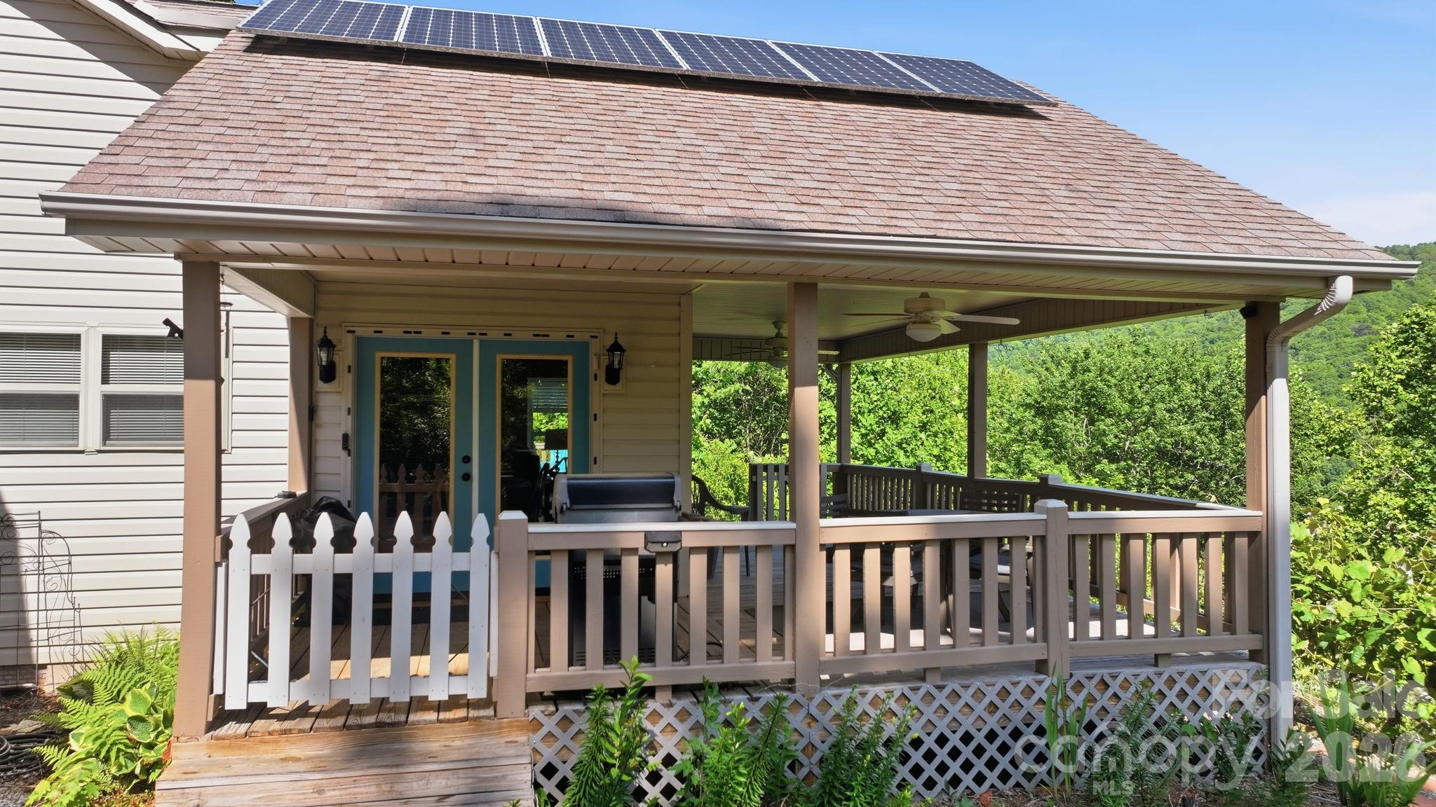 790 Moonlight Trail — Bryson City