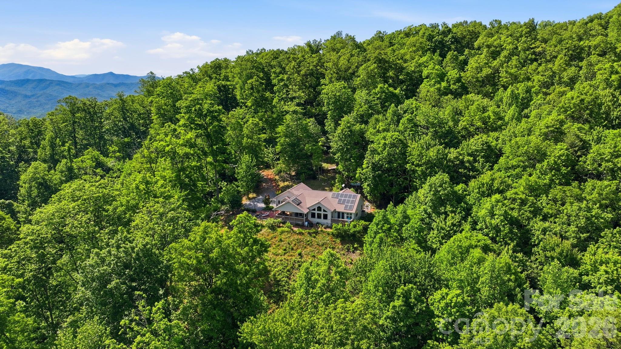 790 Moonlight Trail — Bryson City