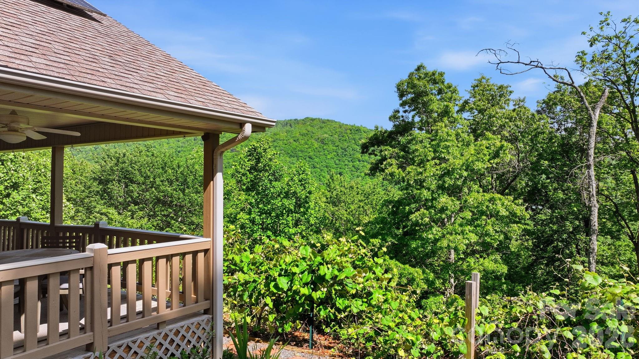 790 Moonlight Trail — Bryson City