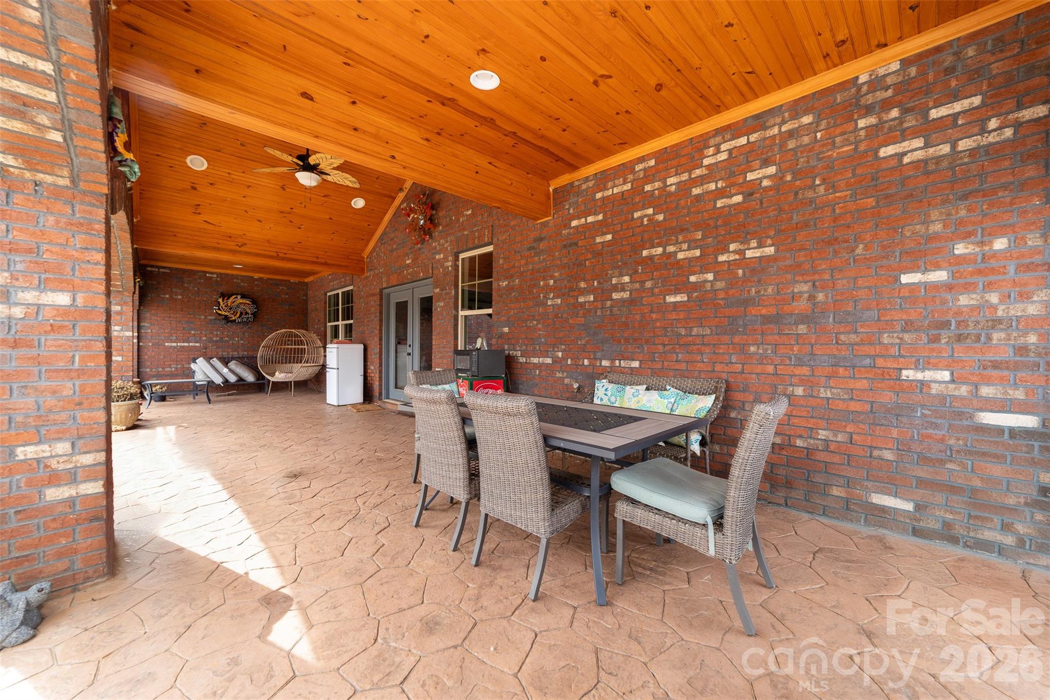 210 florham Drive — Dallas