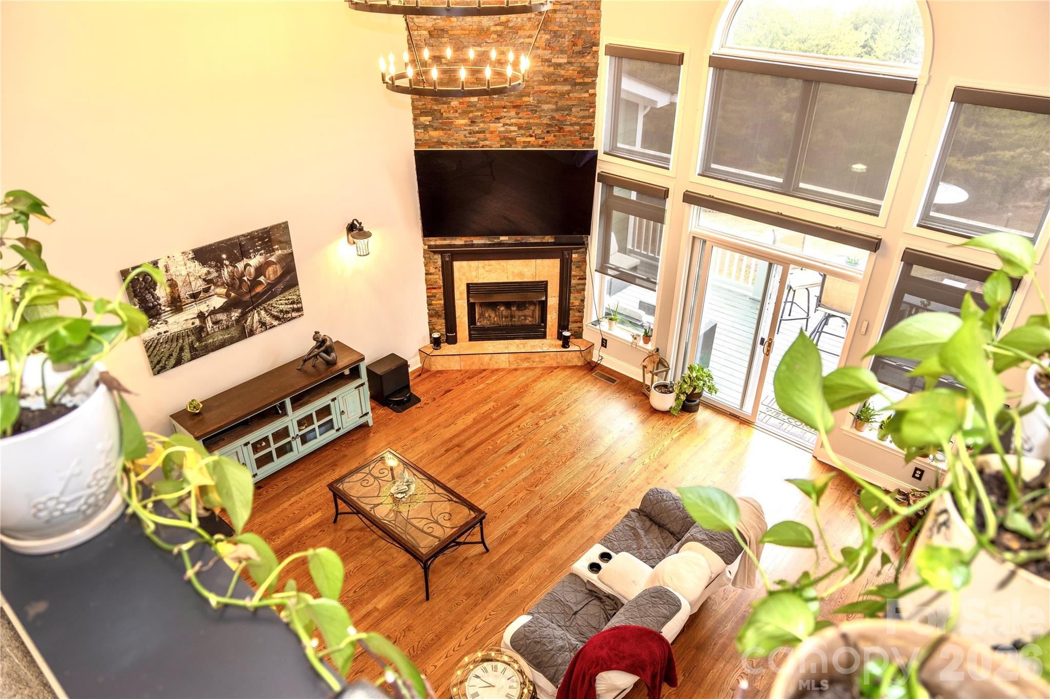 5 Gemini Heights — Weaverville