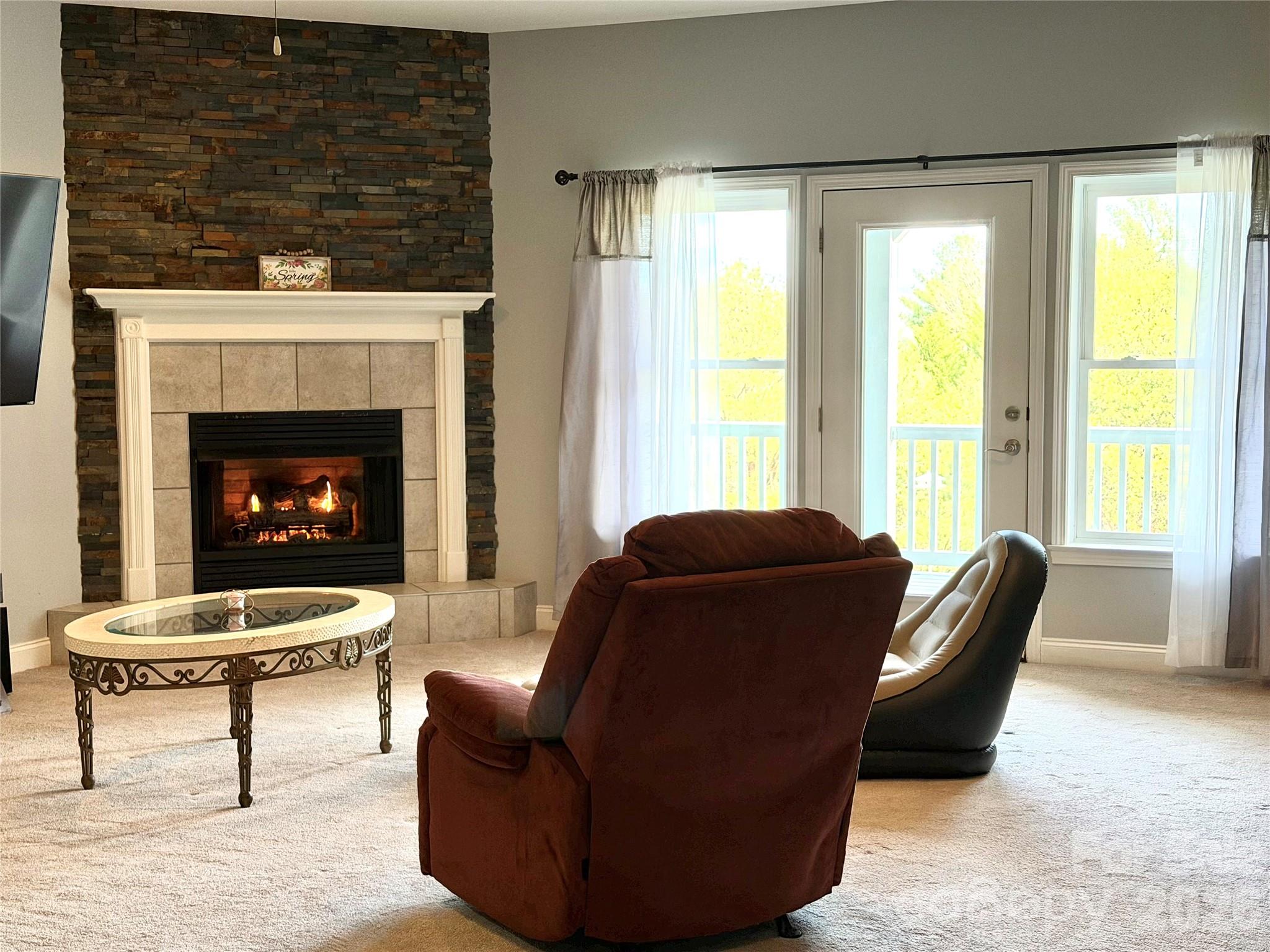 5 Gemini Heights — Weaverville