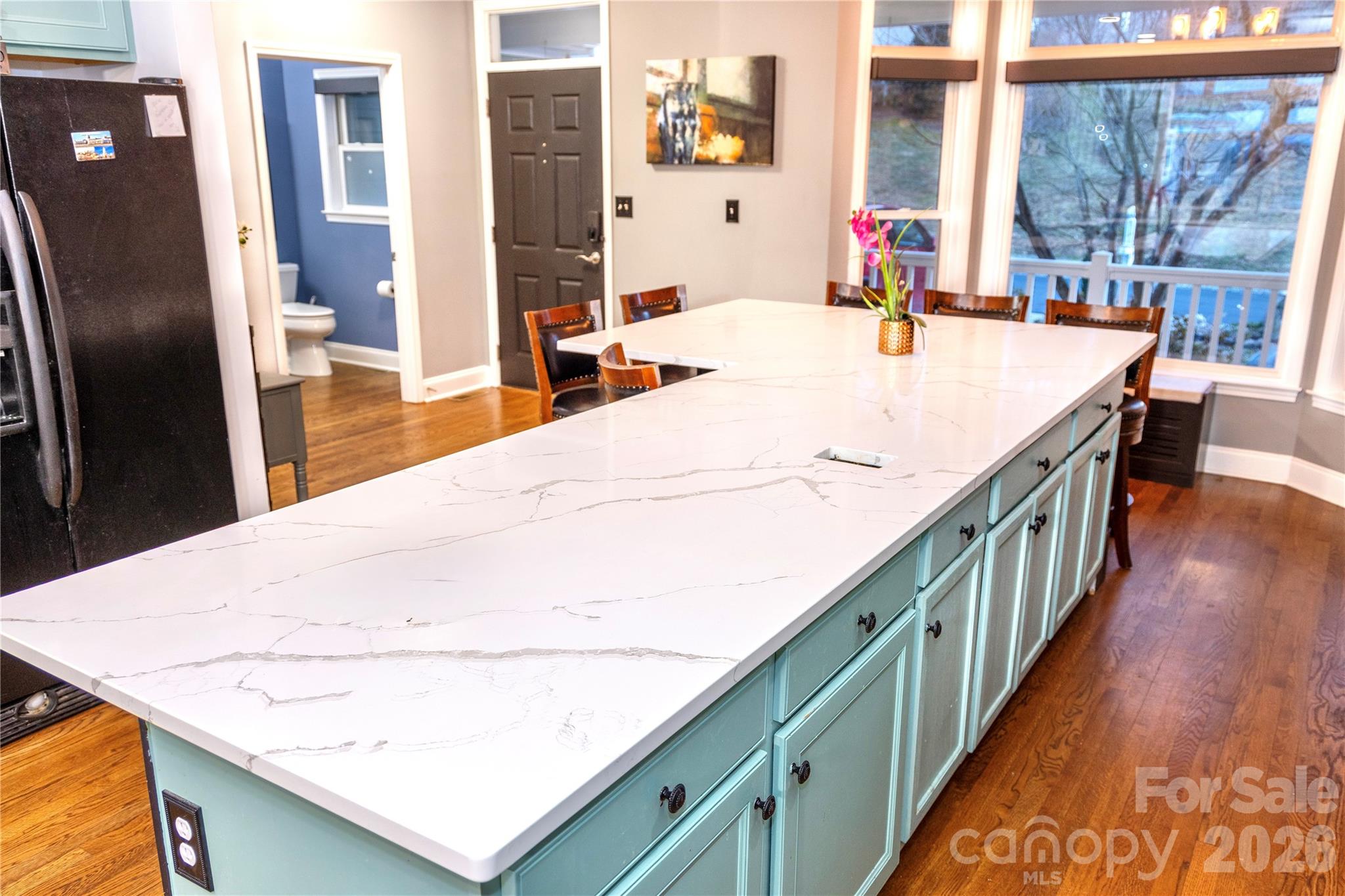 5 Gemini Heights — Weaverville