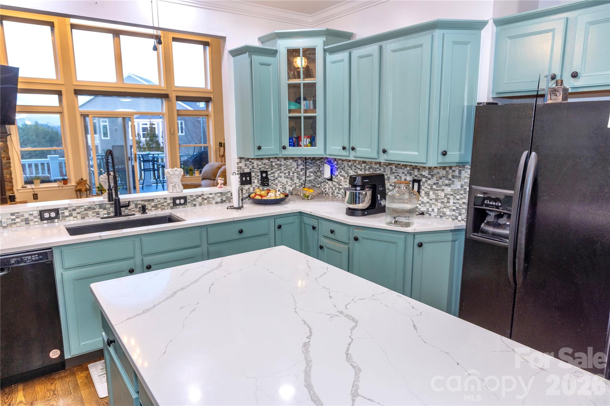 5 Gemini Heights — Weaverville