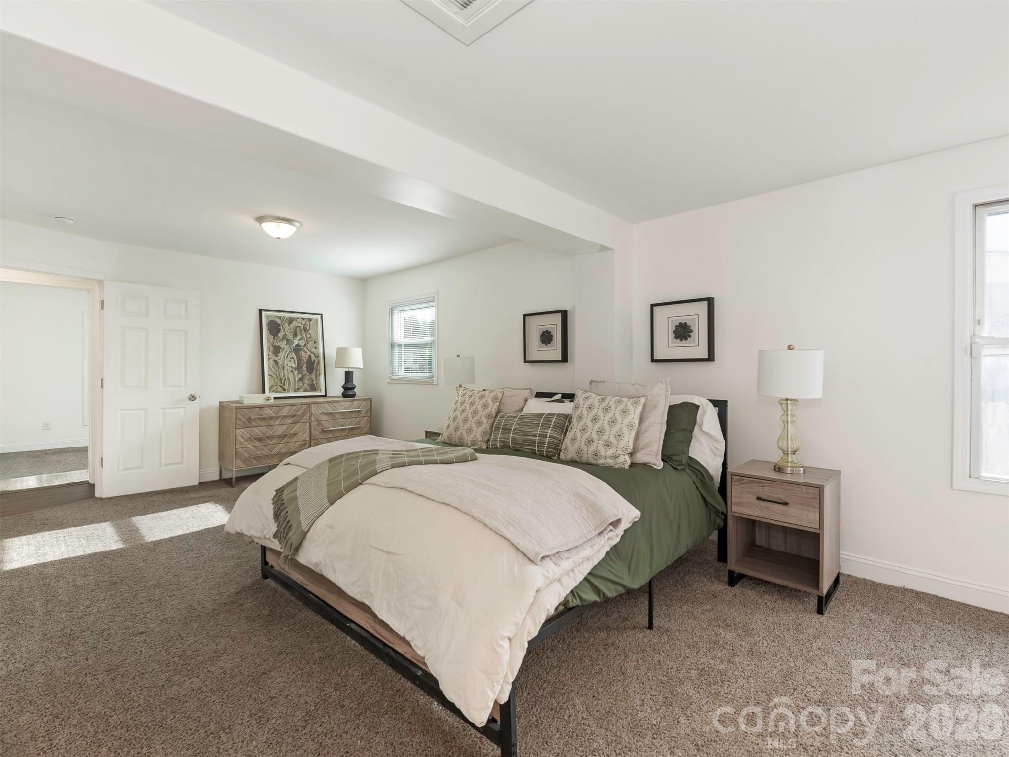 4014 Fieldcrest Road — Charlotte