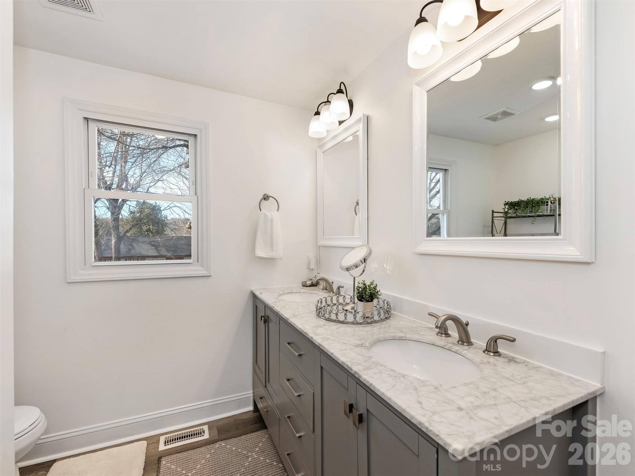 4014 Fieldcrest Road — Charlotte