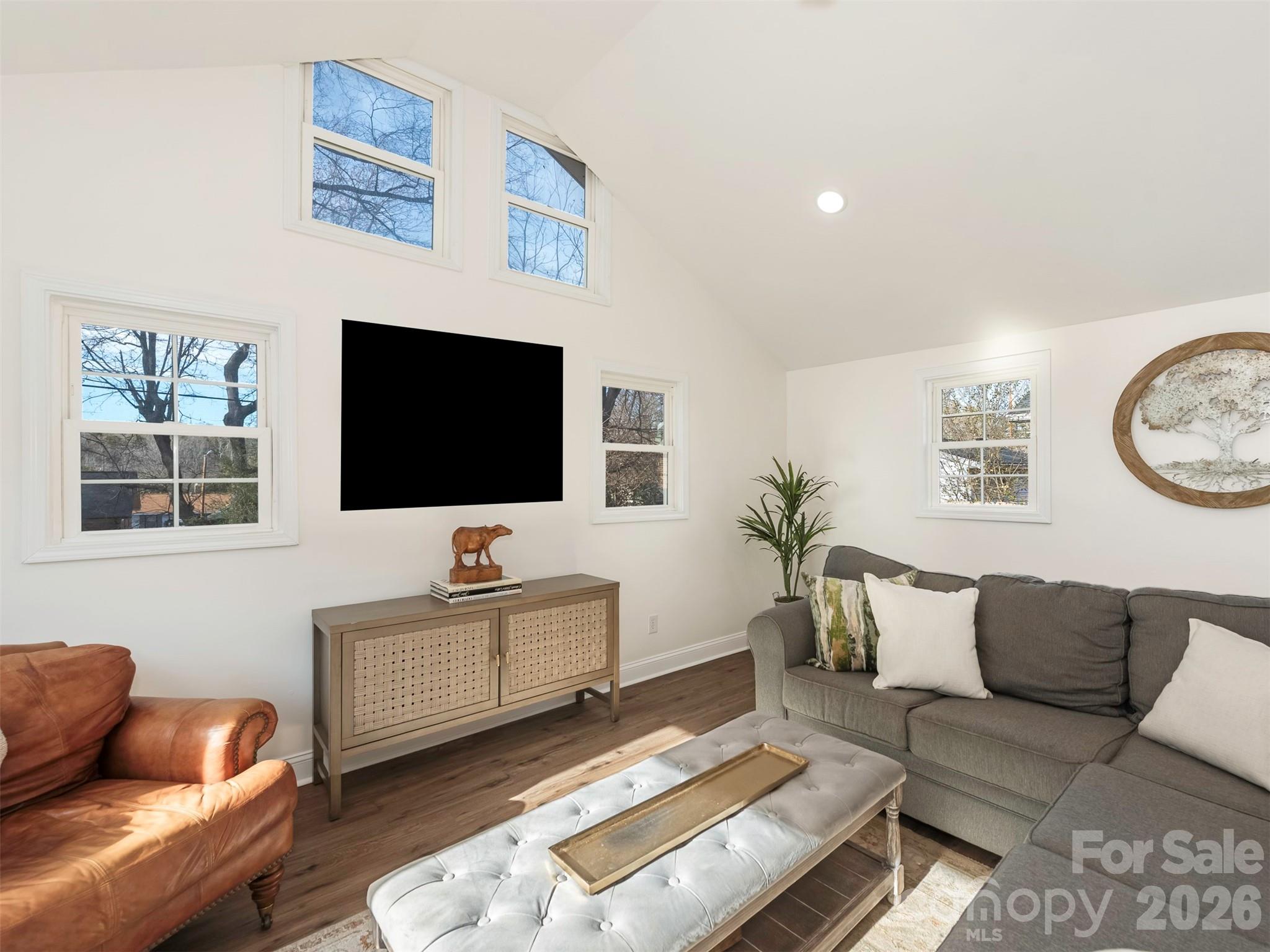 4014 Fieldcrest Road — Charlotte