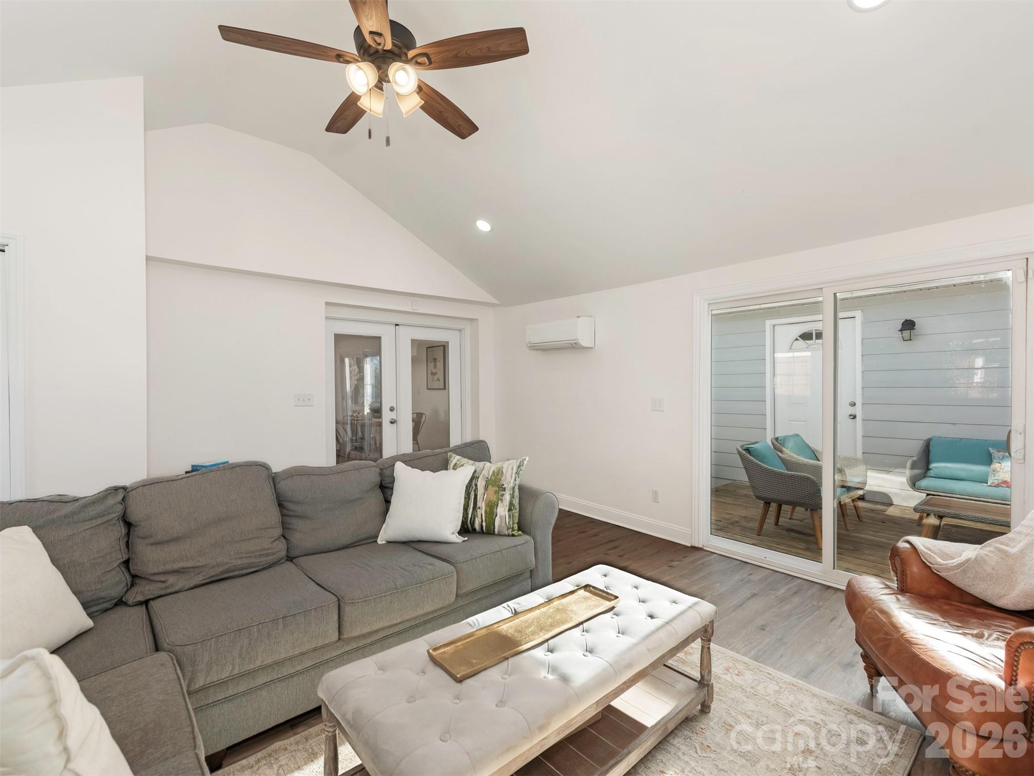 4014 Fieldcrest Road — Charlotte