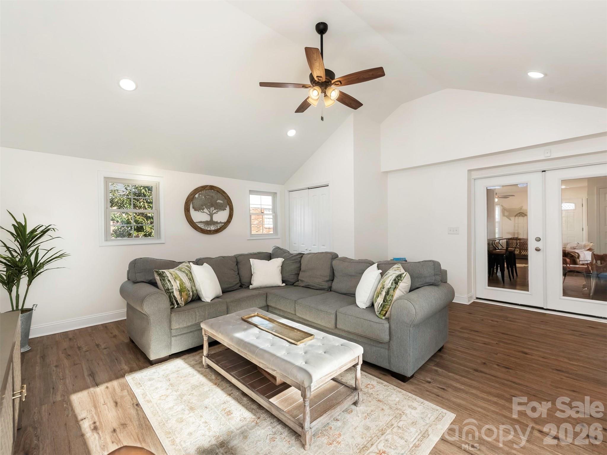 4014 Fieldcrest Road — Charlotte